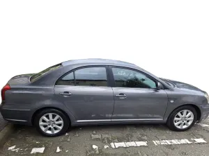 Toyota Avensis II [2003 - 2009] 2.0 D-4D C 2005