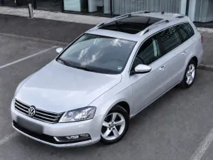 Volkswagen Passat B7 [2010 - 2014] 2.0 TDI BlueMotion Technology DSG Comfortline 2011