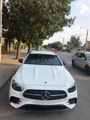 Mercedes-Benz E W213 [2016 - 2023] 220 d 4MATIC Aut. 2020