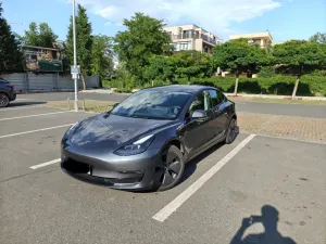 Tesla Model 3 Long Range AWD Premium 2023