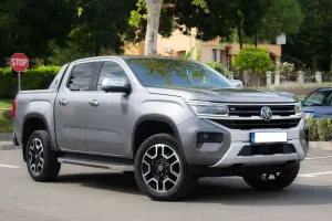 Volkswagen Amarok 3.0 TDI 241 CP 4M 10AT Aventura 2024