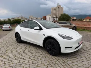 Tesla Model Y Long Range AWD 2023