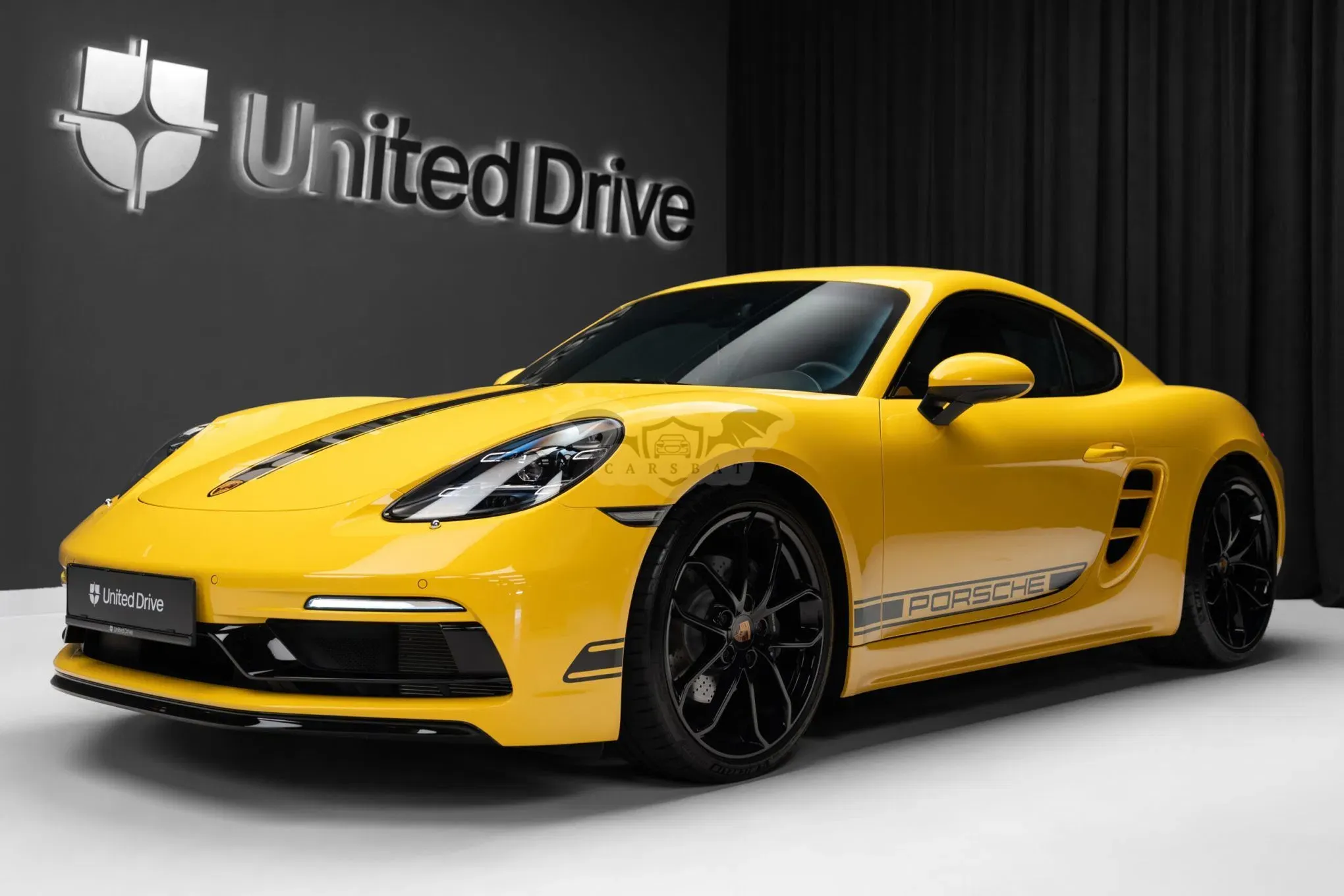 Porsche Cayman 2024