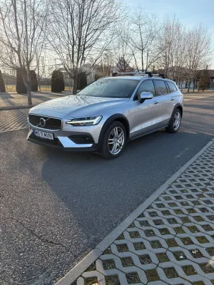 Volvo V60 D4 AWD Geartronic Momentum Pro 2020