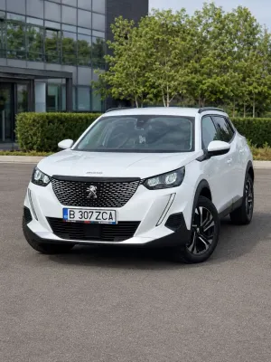 Peugeot 2008 1.2 L PureTech STT EAT8 Allure 2020
