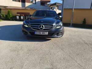 Mercedes-Benz E 220 BlueTEC 4MATIC 2015