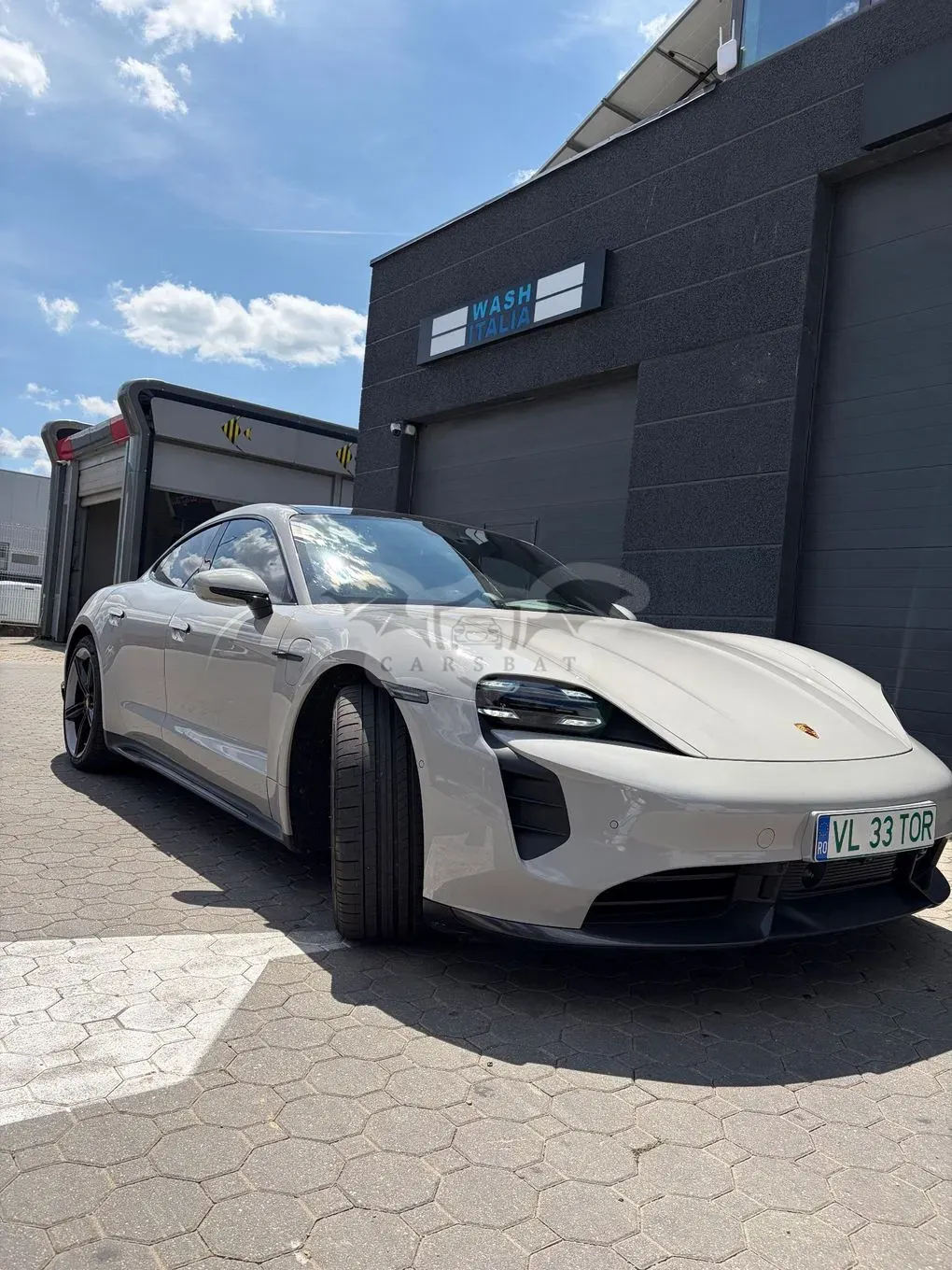 Porsche Taycan 2021