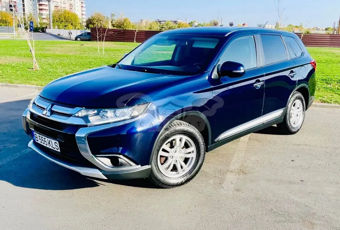 Mitsubishi Outlander 2.2 DI-D AS&G 6MT 4WD Invite A01 2015