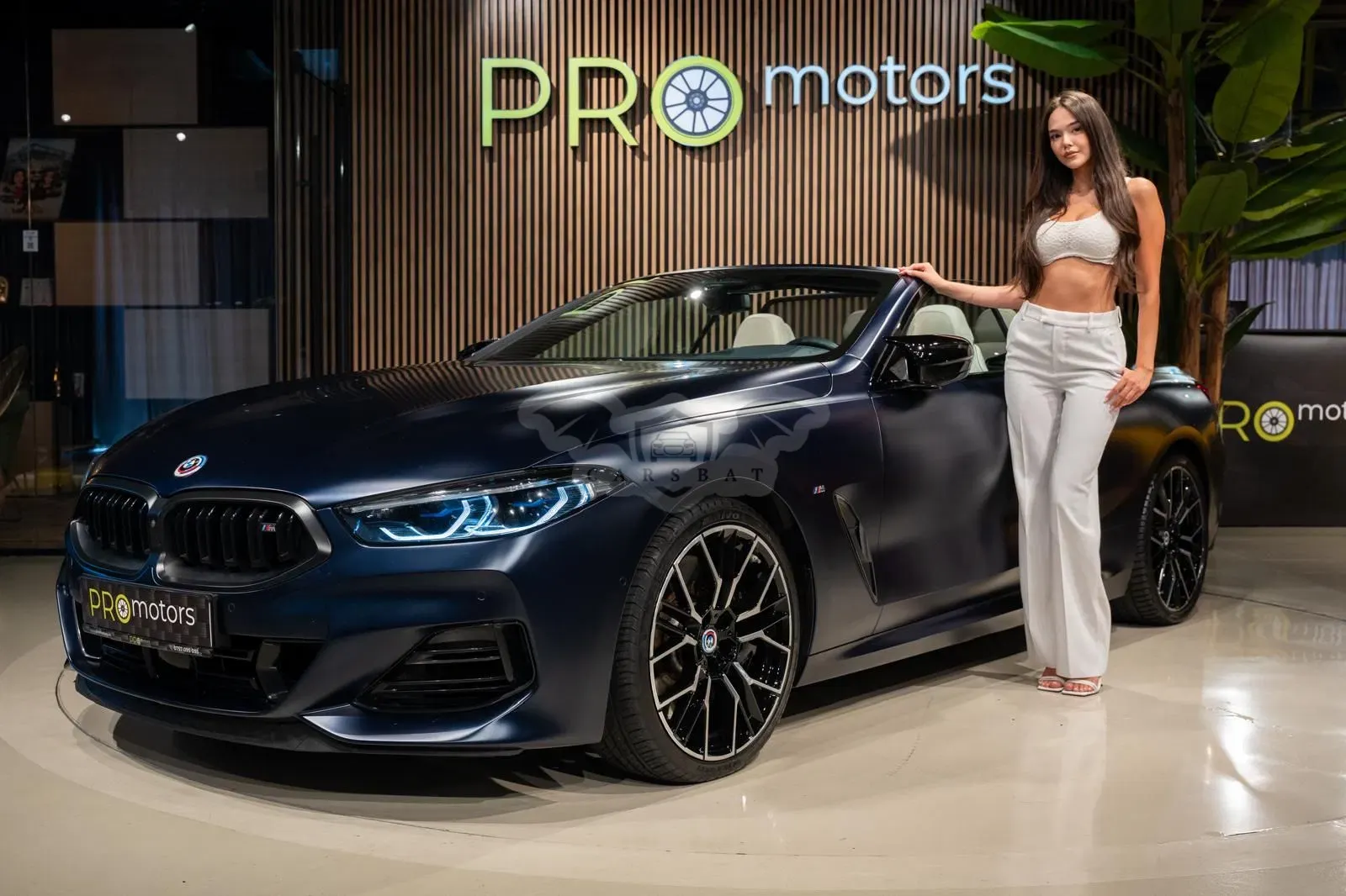 BMW M8 M850i xDrive AT 2022