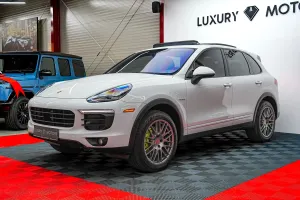 Porsche Cayenne S E-Hybrid Platinum Edition 2015