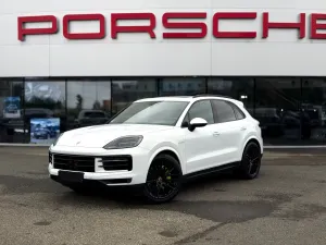 Porsche Cayenne Standard 2023