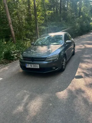 Volkswagen Jetta A6 [2010 - 2018] 1.6 TDI DPF Comfortline 2012