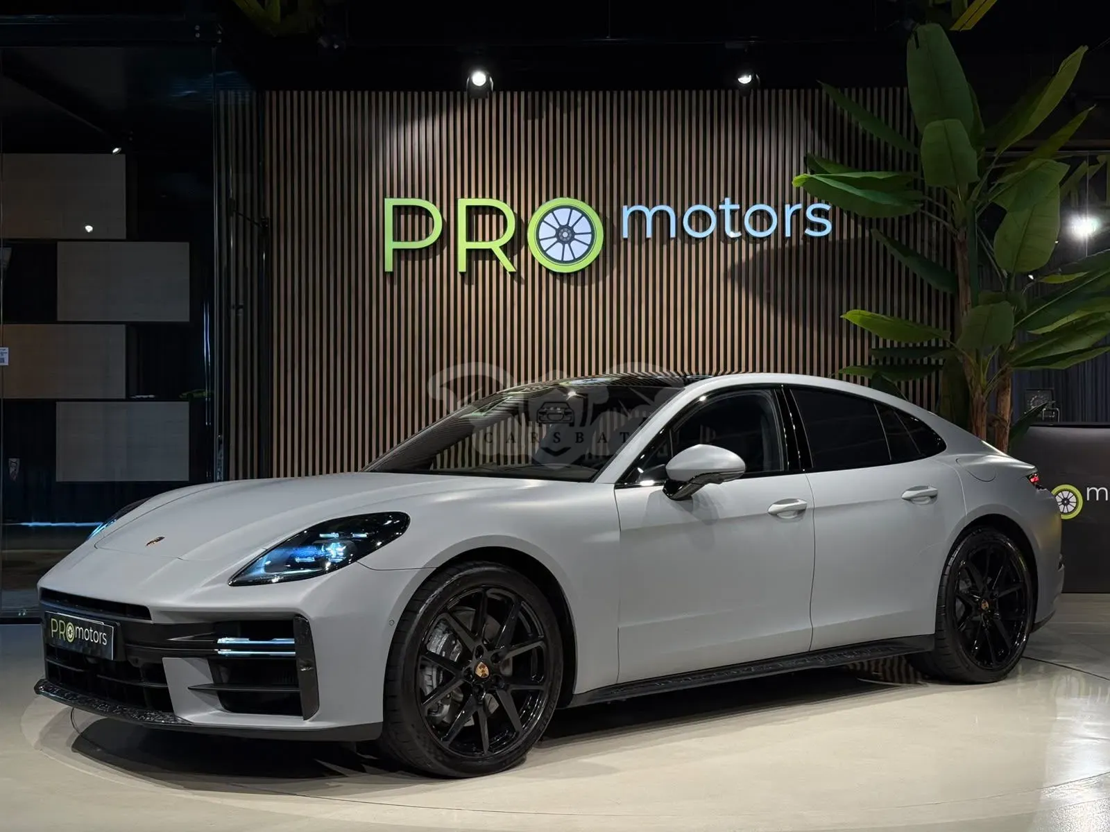 Porsche Panamera 4 E-Hybrid 2024