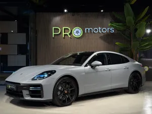 Porsche Panamera 4 E-Hybrid 2024