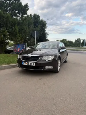 Skoda Superb II [2008 - 2015] 2.0 TDI Elegance DSG 4x4 2012