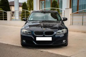 BMW 3 Series 320d DPF Aut. 2009