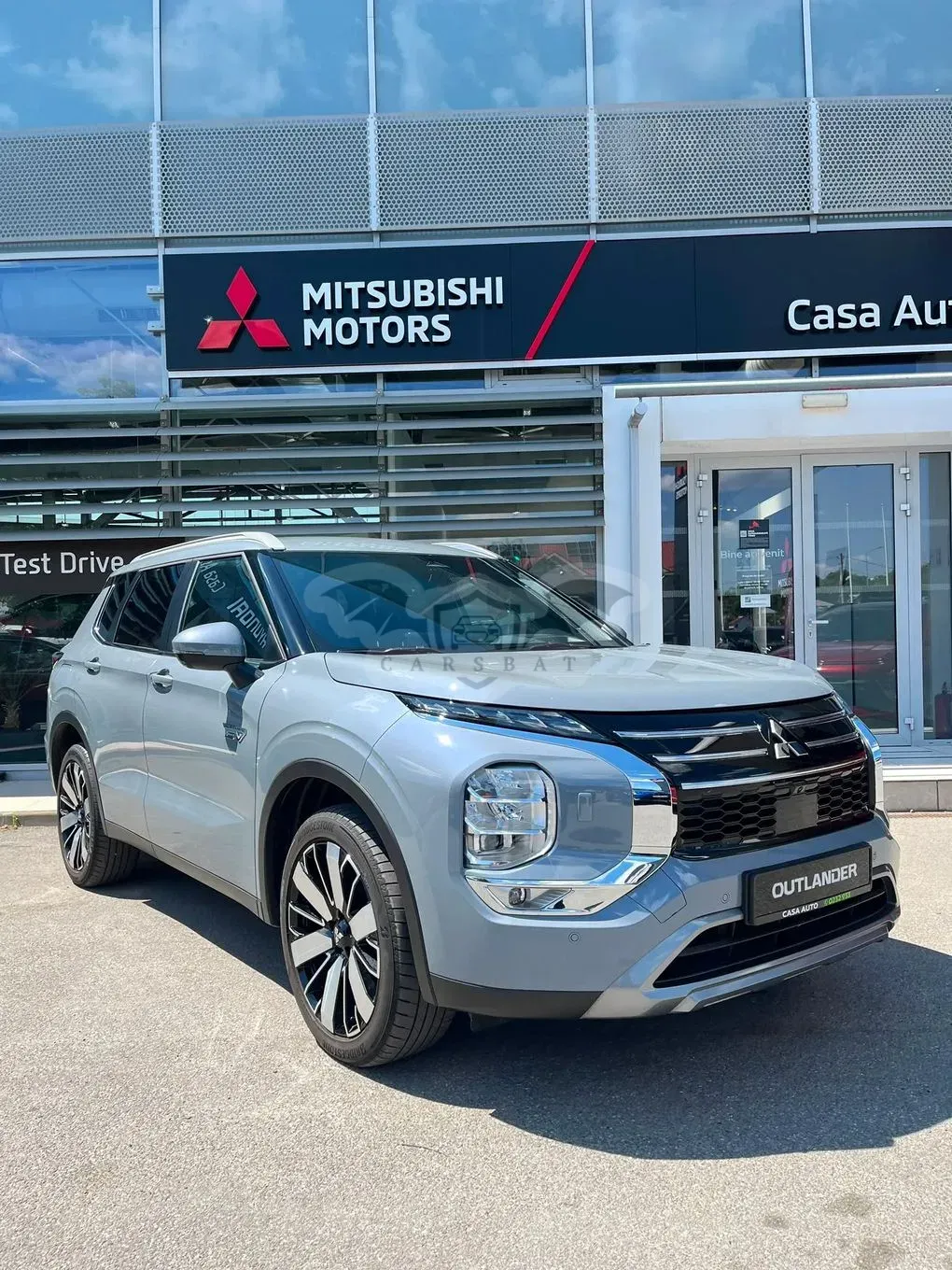 Mitsubishi Outlander IV [2021 - Prezent] 2.4 L 4X4 PHEV Intense 2026