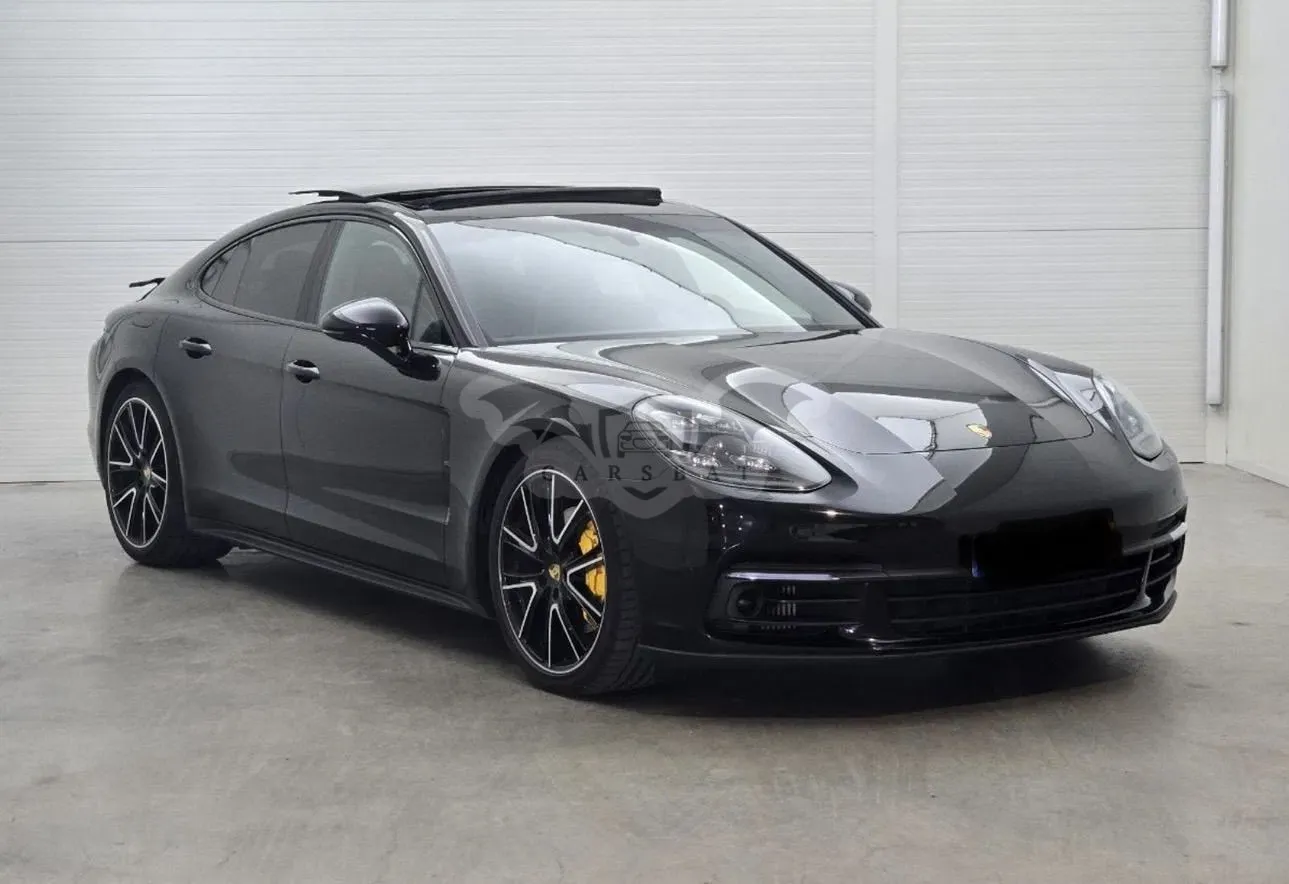 Porsche Panamera 4S 2018