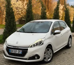Peugeot 208 I [2012 - 2019] Blue-HDi 100 Stop&Start Allure 2017
