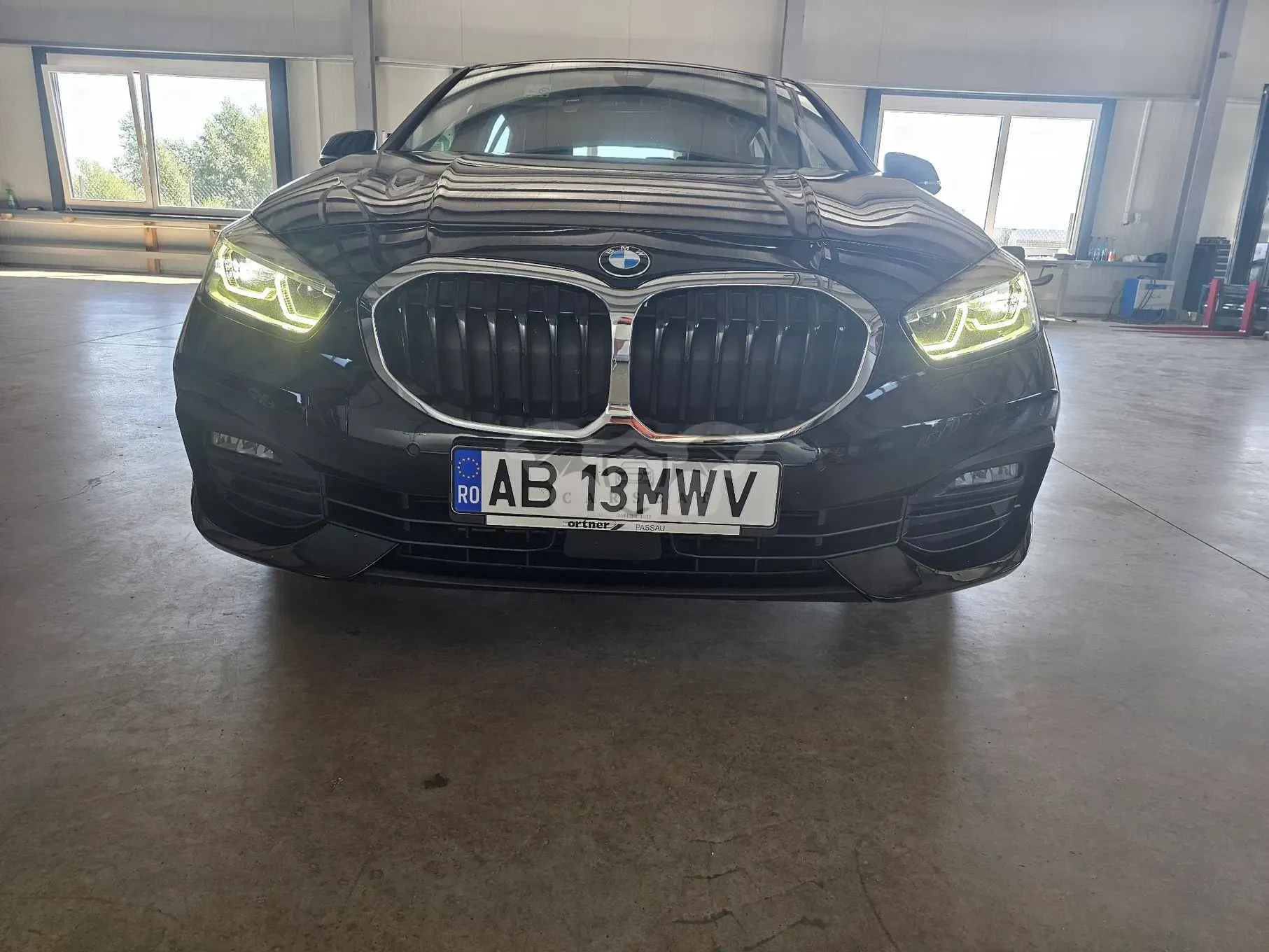 BMW 1 Series F40/F52 [2017 - Prezent] 118d Aut. Edition Metropolitan 2022