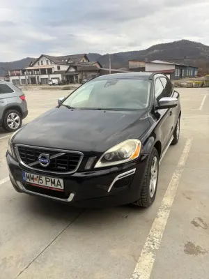 Volvo XC60 D5 AWD A6 Basic 2011