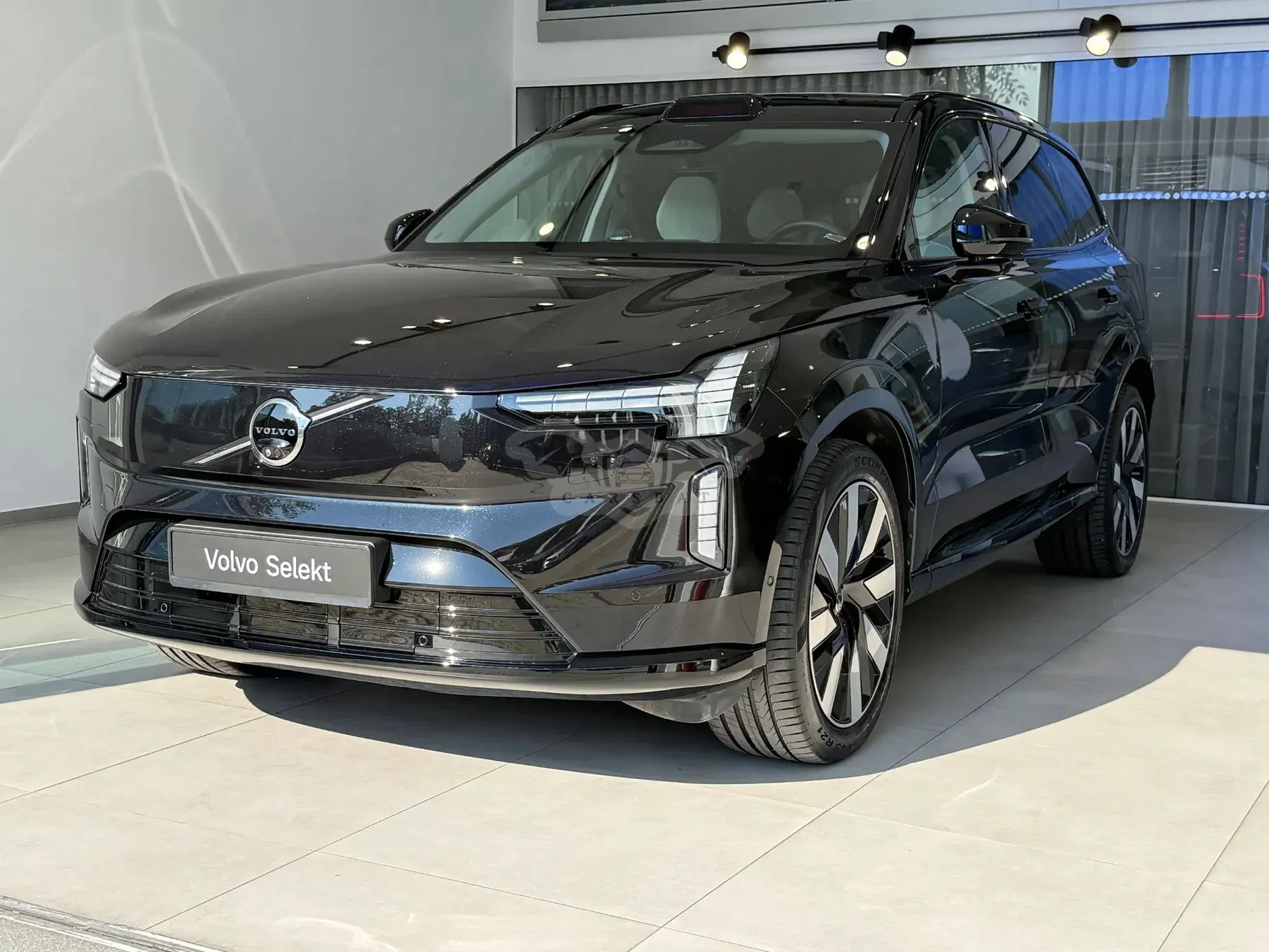 Volvo EX90 2024