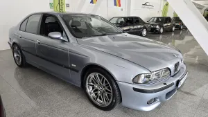 BMW M5 E39 [1998 - 2004] Standard 2001