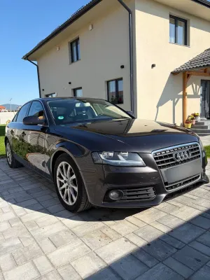 Audi A4 limuzina 2012