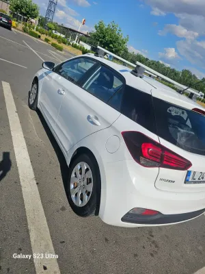 Hyundai i20 II [2014 - 2020] 1.25 75CP M/T Comfort+ 2019