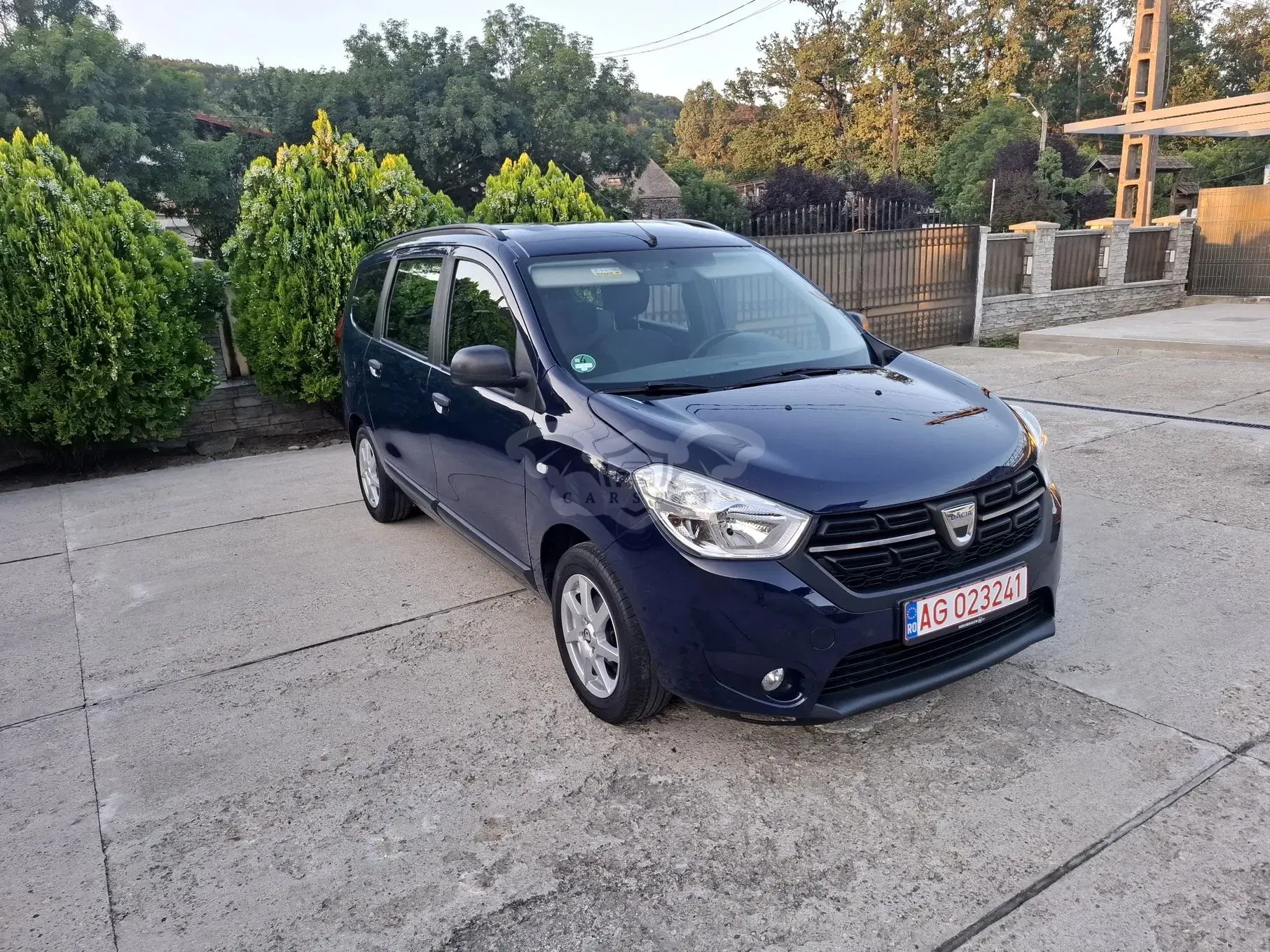 Dacia Lodgy 1.6 SCe Laureate 2019