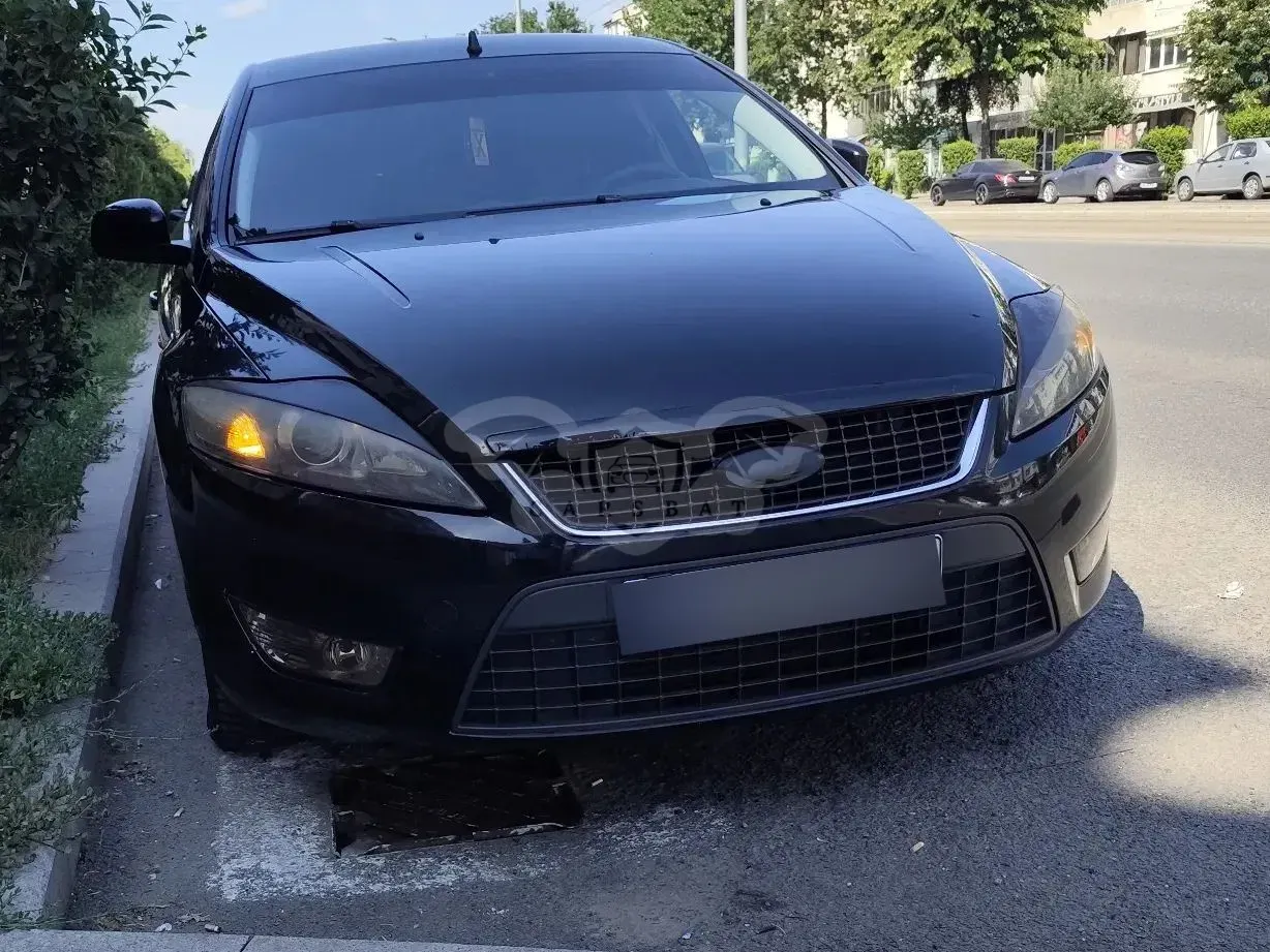 Ford Mondeo III [2007 - 2014] 2.0 TDCi Ghia 2009