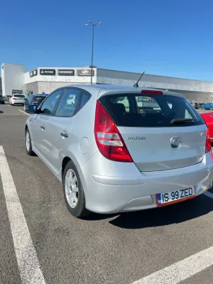 Hyundai i30 I [2007 - 2012] 1.4 blue Comfort 2010