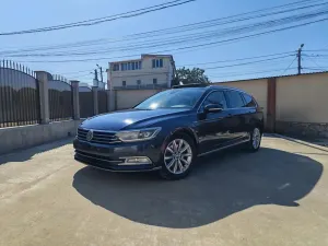 Volkswagen Passat B8 [2014 - Prezent] 2.0 TDI DSG Highline 2015