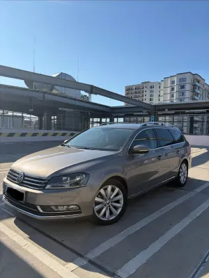 Volkswagen Passat B7 [2010 - 2014] 2.0 TDI DSG BlueMotion Technology Comfortline 2011