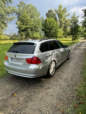 BMW 3 Series E90/E91/E92/E93 [2005 - 2013] 318d 2009