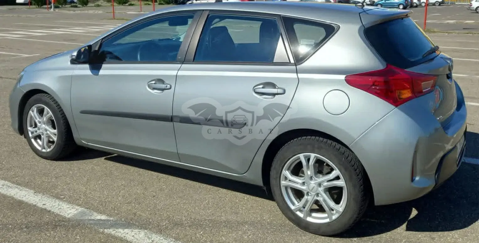Toyota Auris 2014