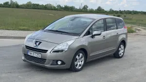 Peugeot 5008 I [2009 - 2017] 2011