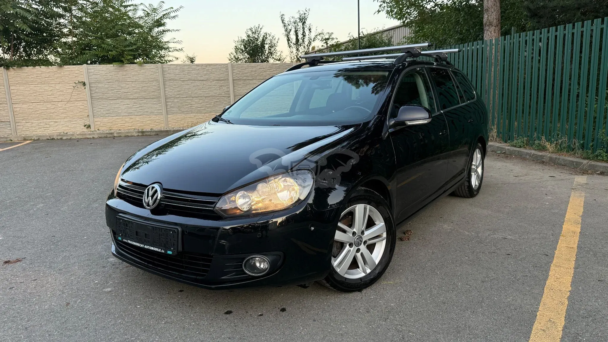 Volkswagen Golf 1.6 TDI DPF DSG BlueMotion Technology Highline 2011