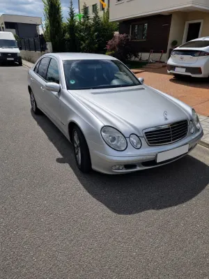 Mercedes-Benz E W211 [2002 - 2009] 200 CDI 2003
