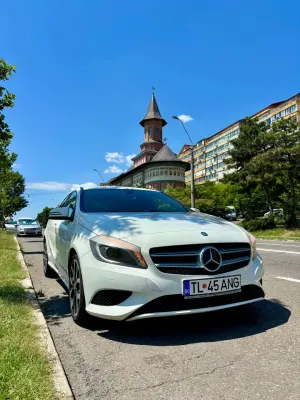 Mercedes-benz A 180 2013
