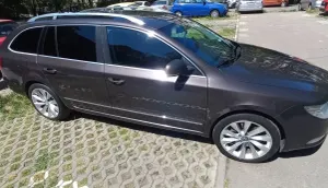 Skoda Superb II [2008 - 2015] 2.0 TDI Ambition DSG 2011