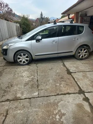 Peugeot 3008 I [2009 - 2016] 1.6 HDI Confort Pack 2012