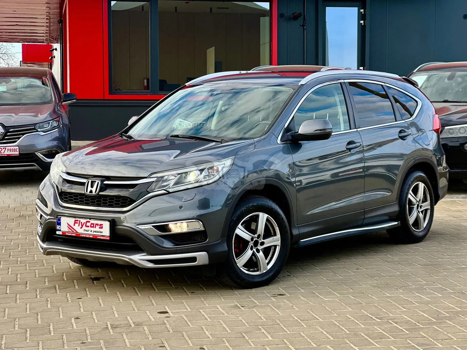 Honda CR-V 1.6 A/T 4WD Elegance 2015