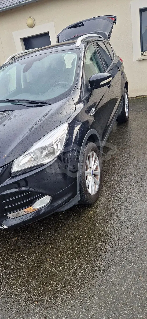 Ford Kuga ver-2-0-tdci-2wd-titanium 2015