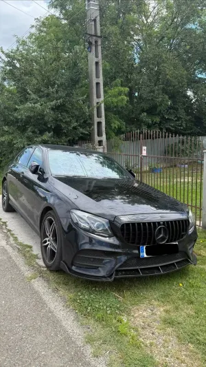 Mercedes-Benz E W213 [2016 - 2023] 220 d 4MATIC Aut. 2019