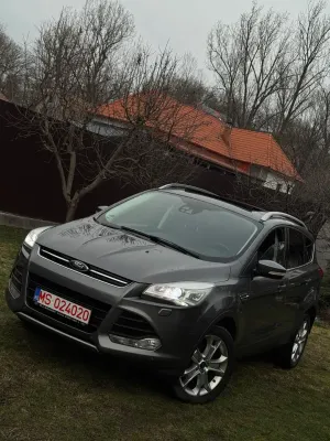 Ford Kuga II [2012 - 2019] 2.0 TDCi Powershift 4WD Titanium 2013