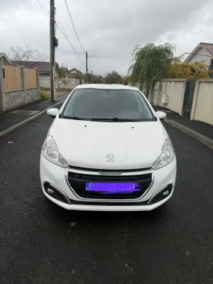 Peugeot 208 II [2019 - Prezent] 1.5 BlueHDi STT Active 2019