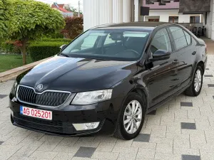 Skoda Octavia 1.6 TDI Green tec DSG Edition 2014