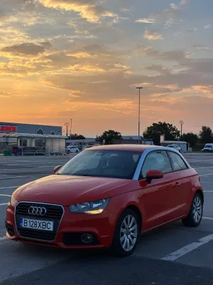 Audi A1 8X [2012 - 2018] 1.6 TDI S tronic Attraction 2012
