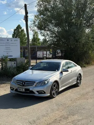 Mercedes-Benz E 2010